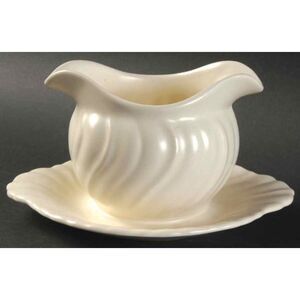 Franciscan Gravy Boat with Attached Underplate Off White Glossy